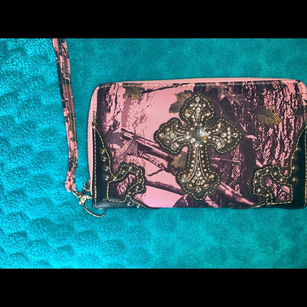 Beautiful Pink and Camouflage American Bling